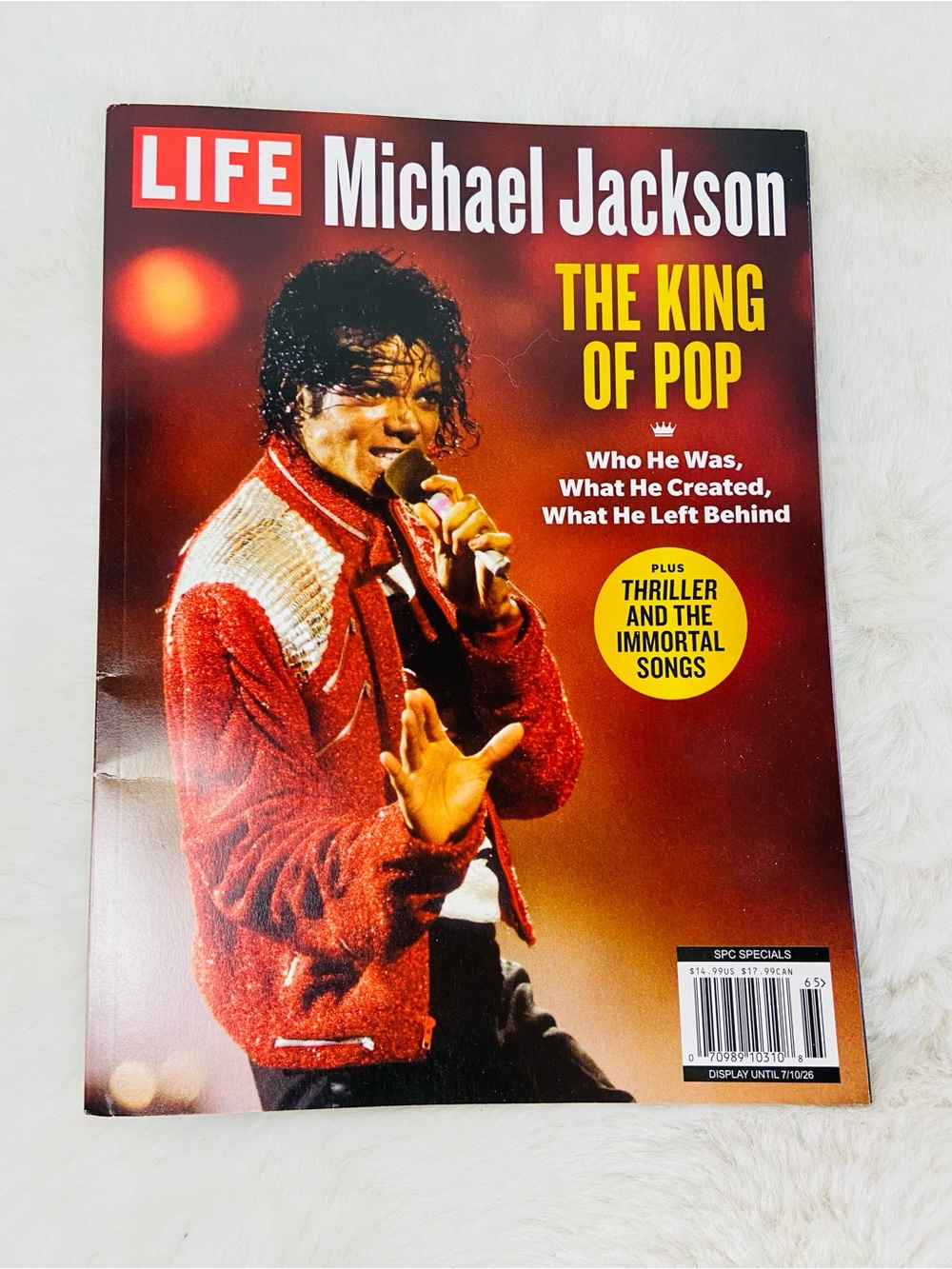 Life magazine Michael Jackson Red Sequin Jacket the king of pop